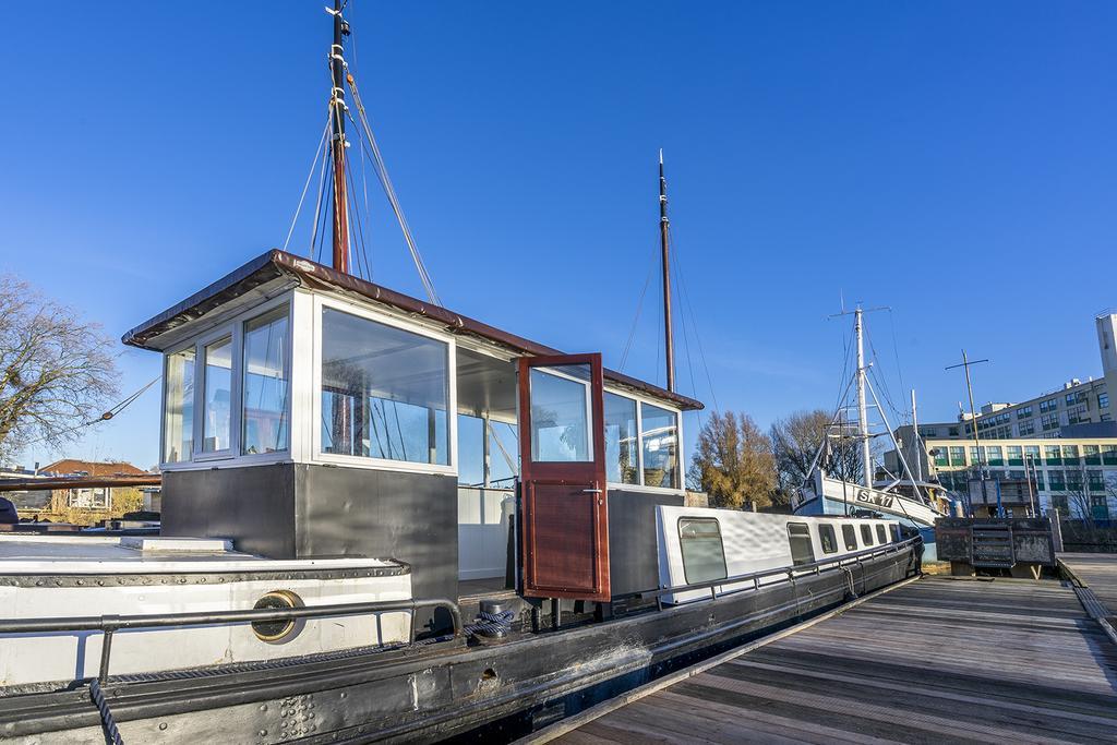 Hotel Asile Flottant Ámsterdam Exterior foto